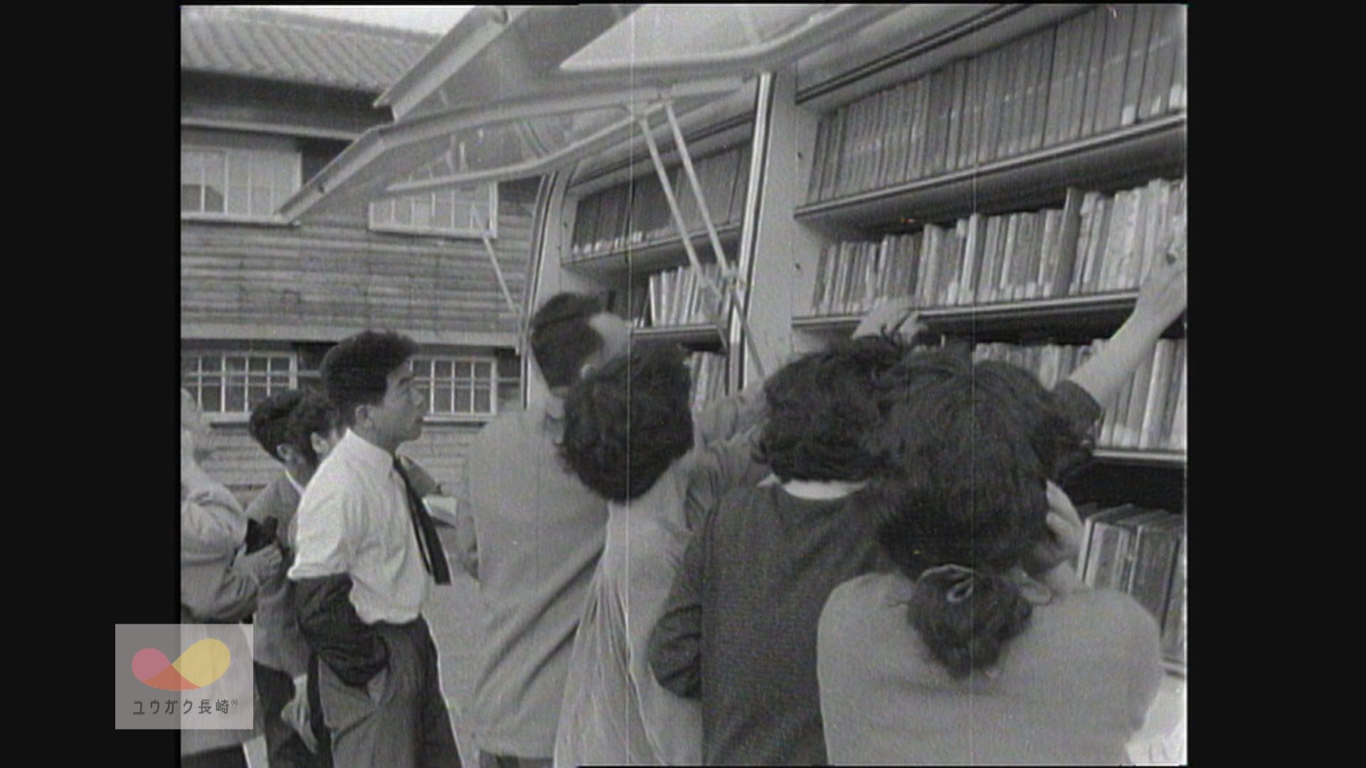 長崎県民に大好評～地元の町に「図書館バス」がやってきた！イメージ